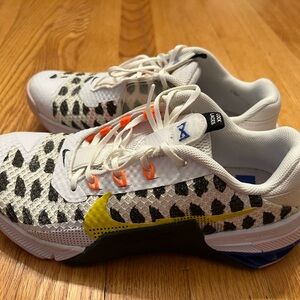 Nike Metcon 7 Polka White Yellow Strike'
